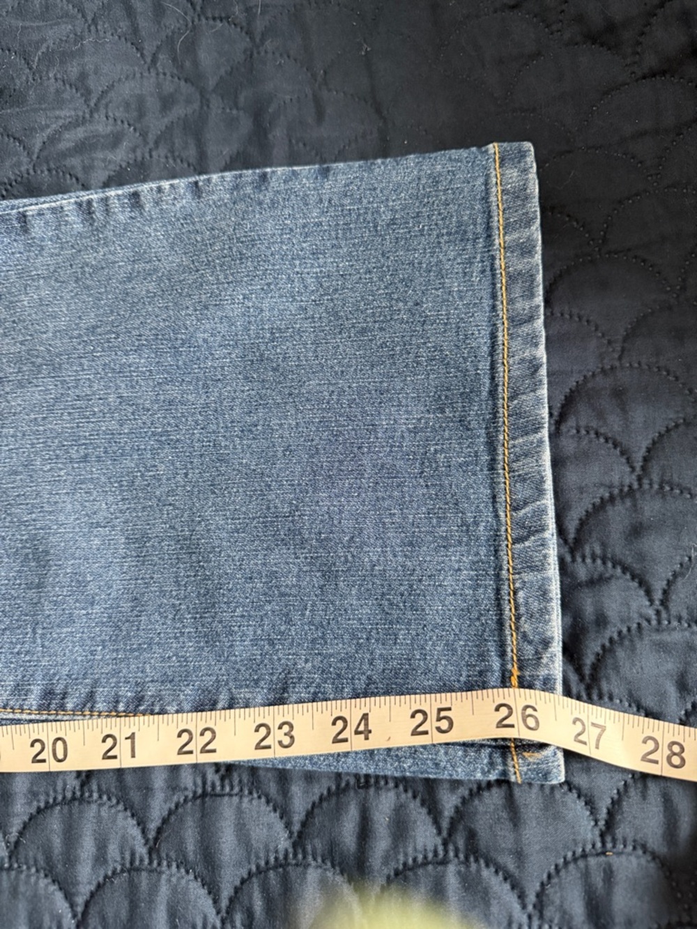 Michael Kors Medium Blue High-Rise Button-Fly Jeans. Measurement on the pictures - Picture 8 of 9